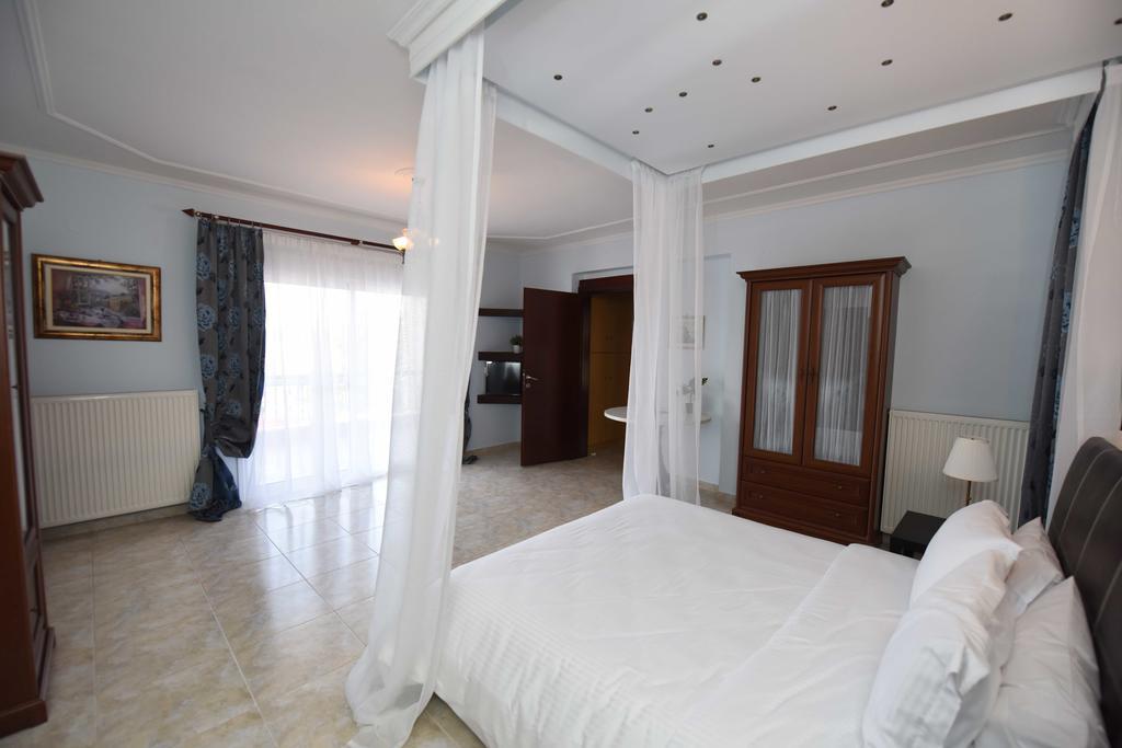 Villa Calypso - Luxury Apartments Flogita Exterior photo